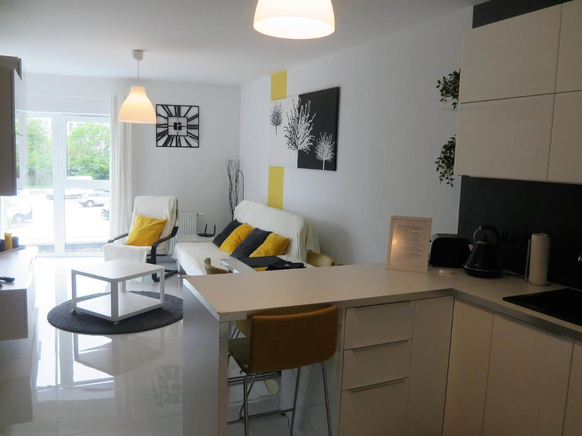 Apartament Maxi Poznań Buitenkant foto