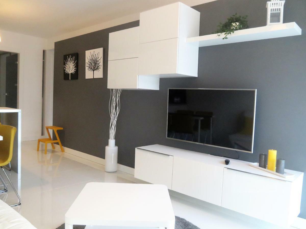 Apartament Maxi Poznań Buitenkant foto