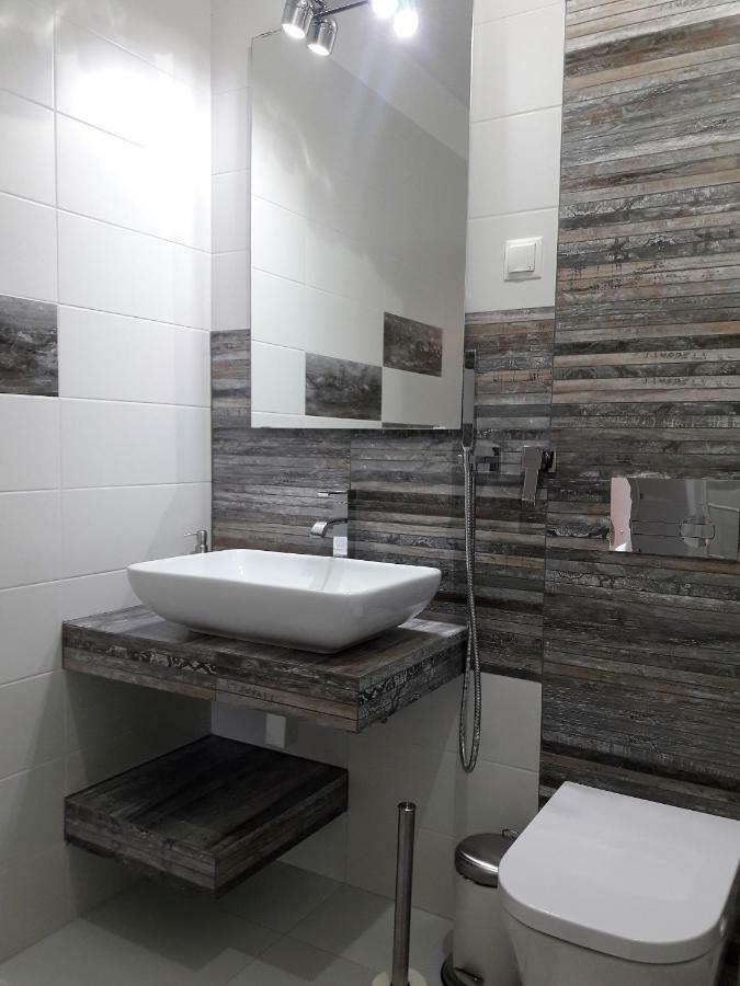 Apartament Maxi Poznań Buitenkant foto